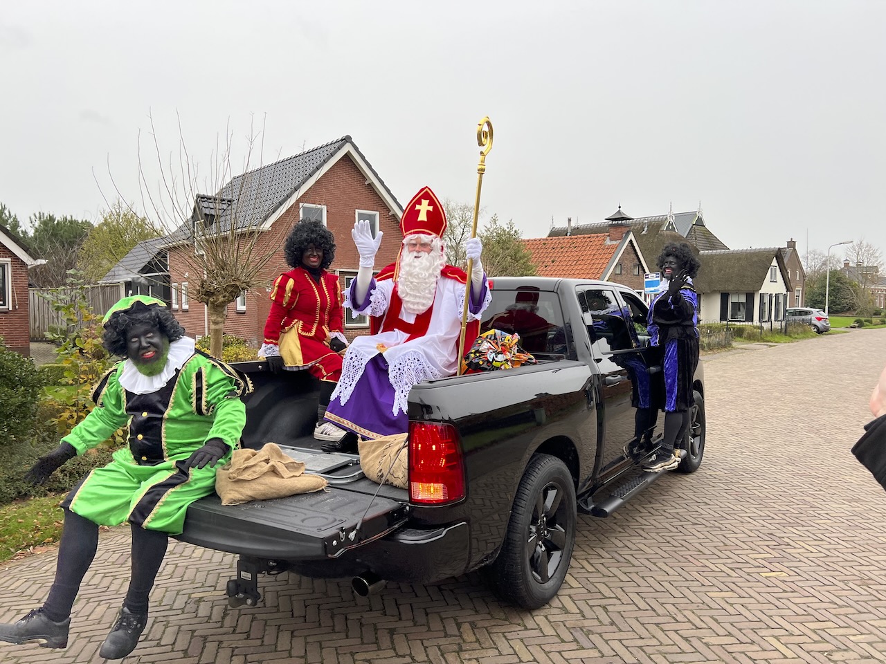sinterklaas-intocht-surhuizum-202400001
