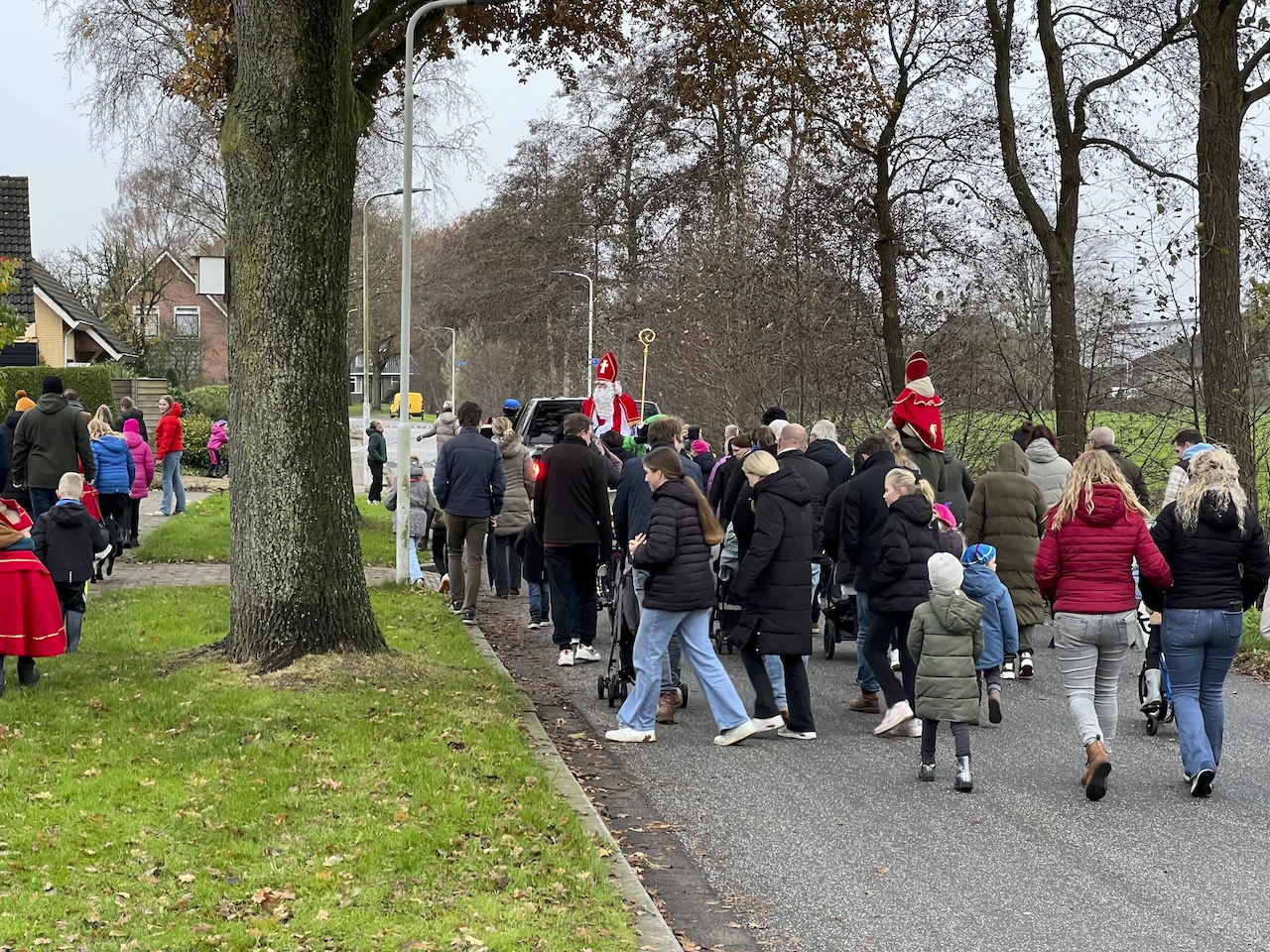 sinterklaas-intocht-surhuizum-202400006